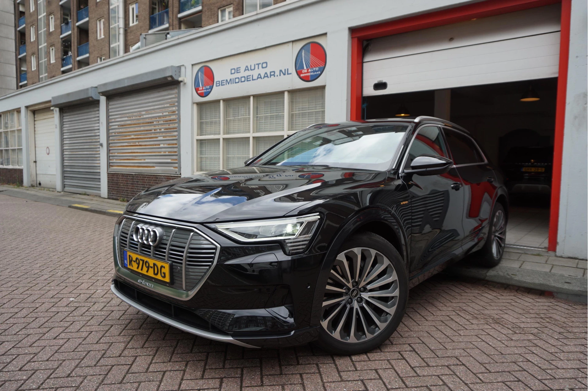 Hoofdafbeelding Audi e-tron