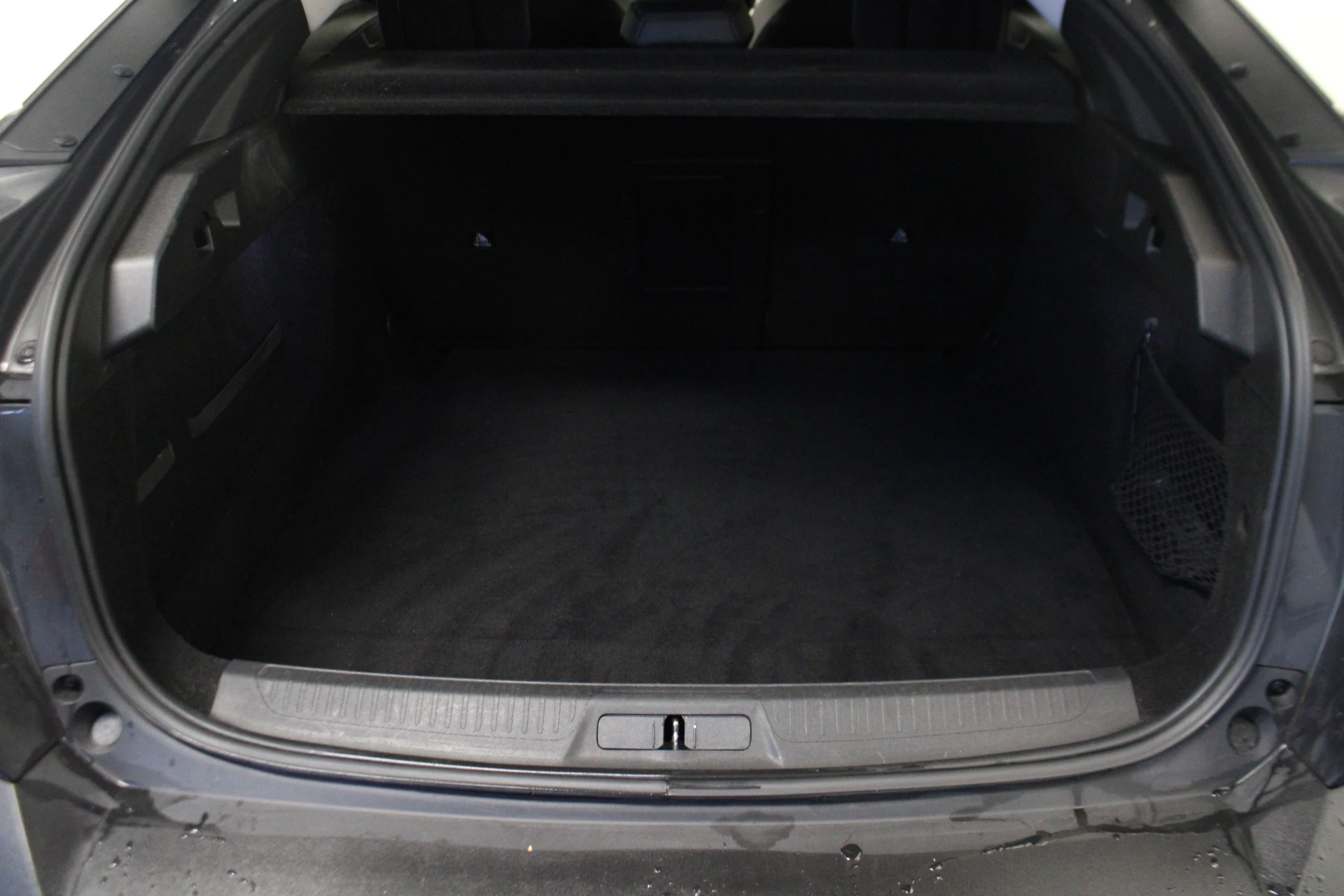 Hoofdafbeelding Peugeot 408