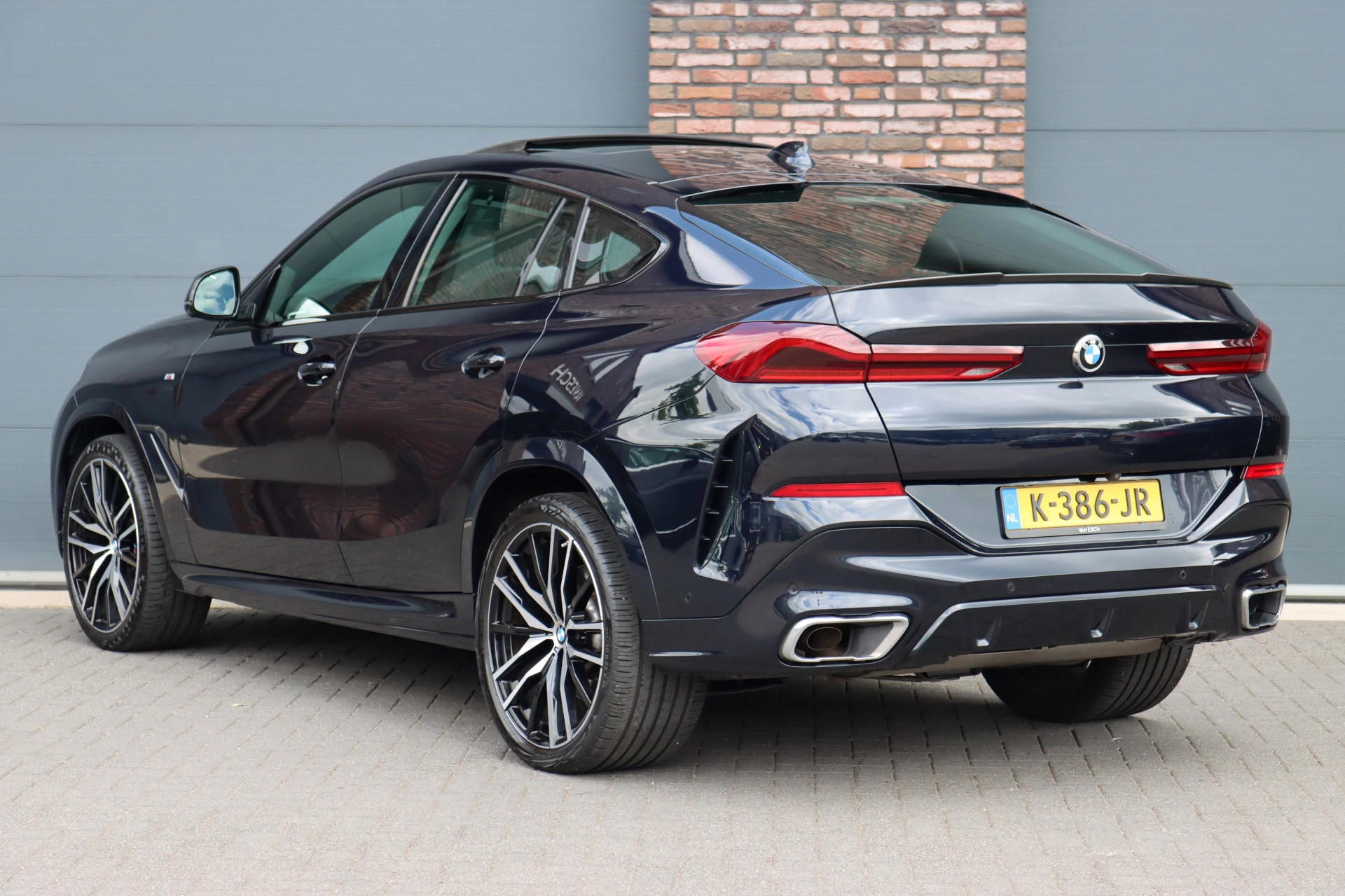 Hoofdafbeelding BMW X6
