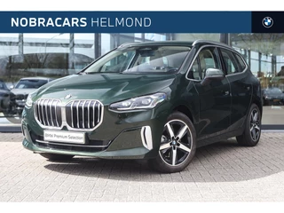 BMW 2 Serie Active Tourer 218i Luxury Line Automaat / Trekhaak / Achteruitrijcamera / Sportstoelen / Comfort Access / Adaptieve LED