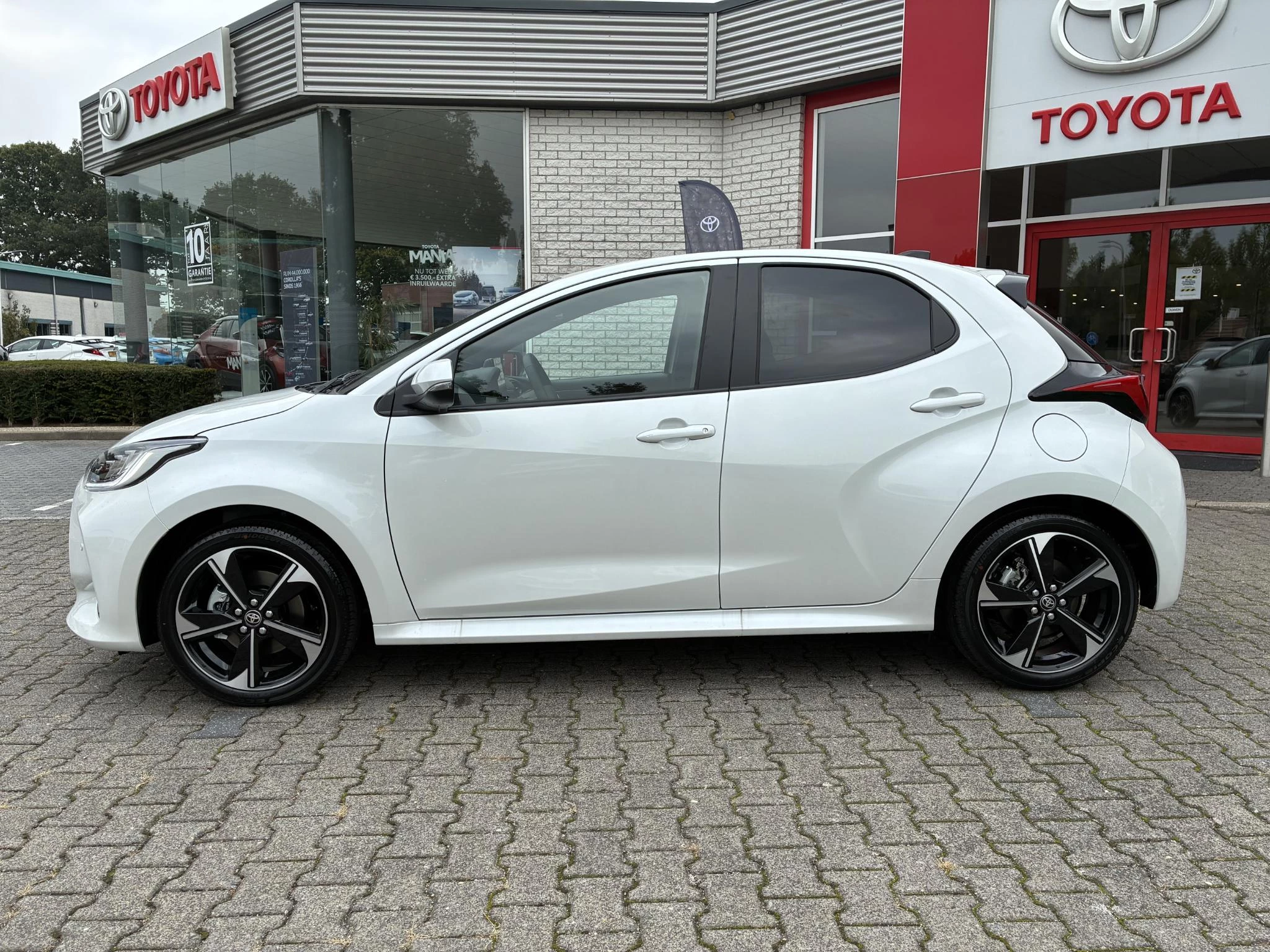 Hoofdafbeelding Toyota Yaris