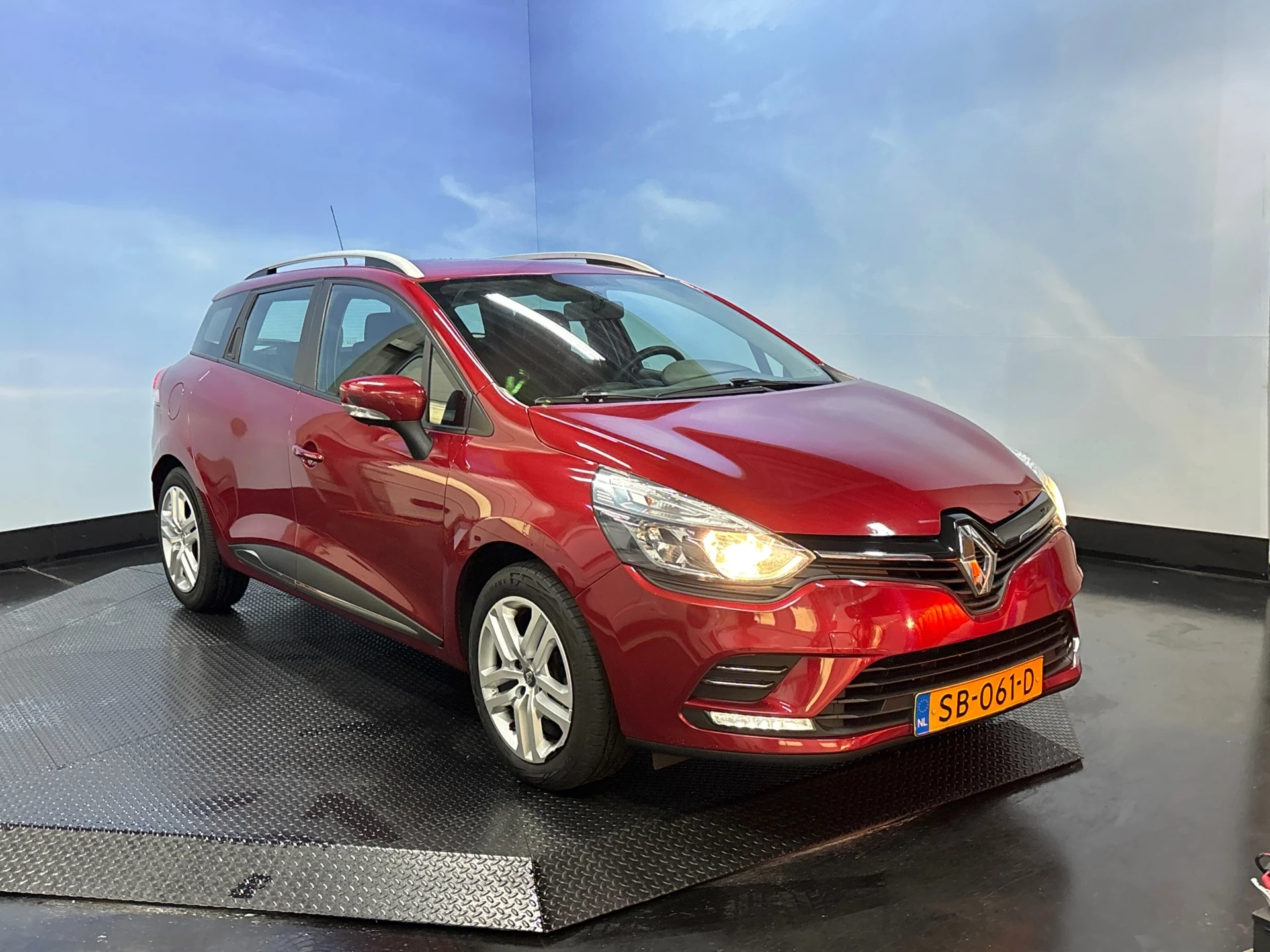 Hoofdafbeelding Renault Clio