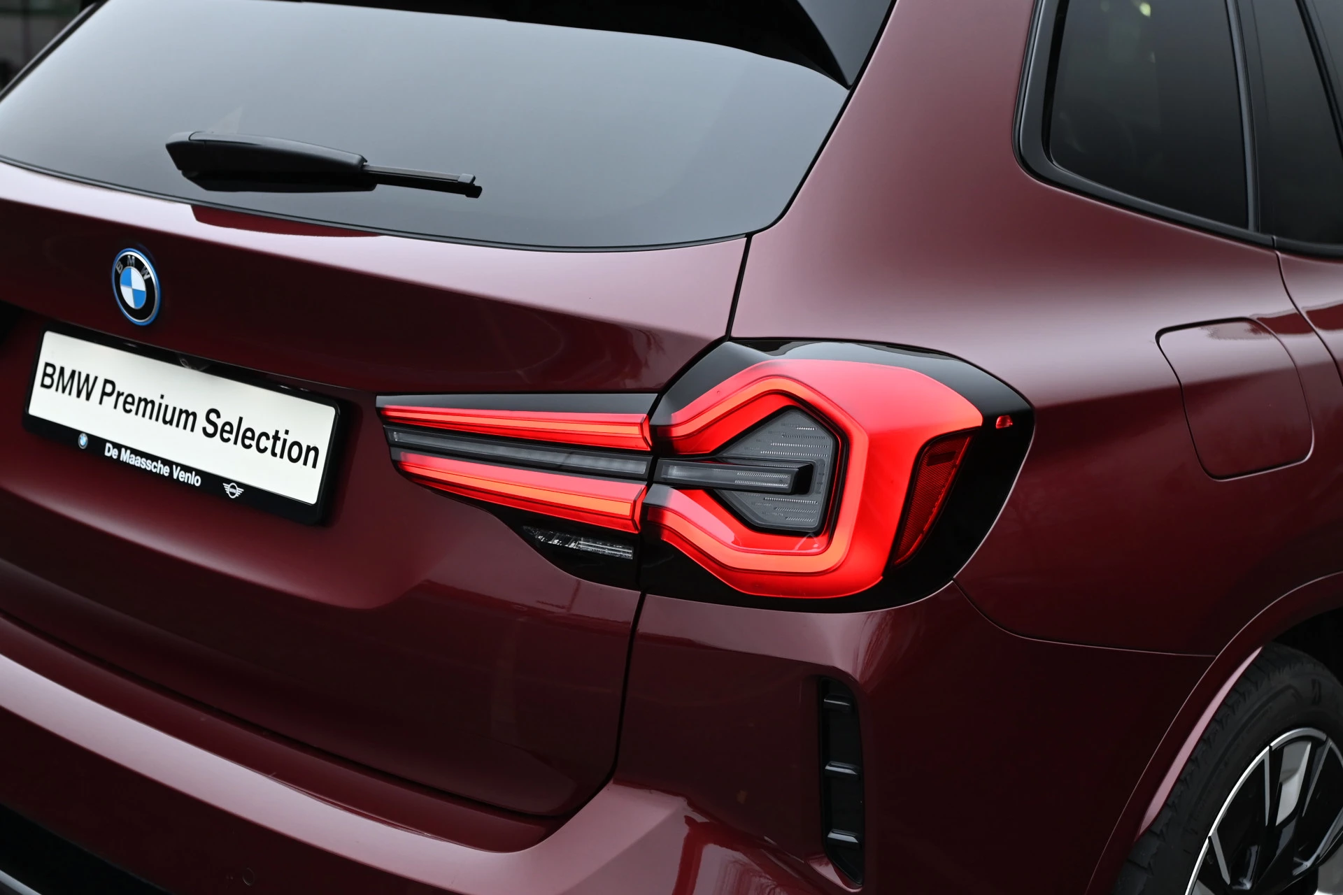 Hoofdafbeelding BMW iX3