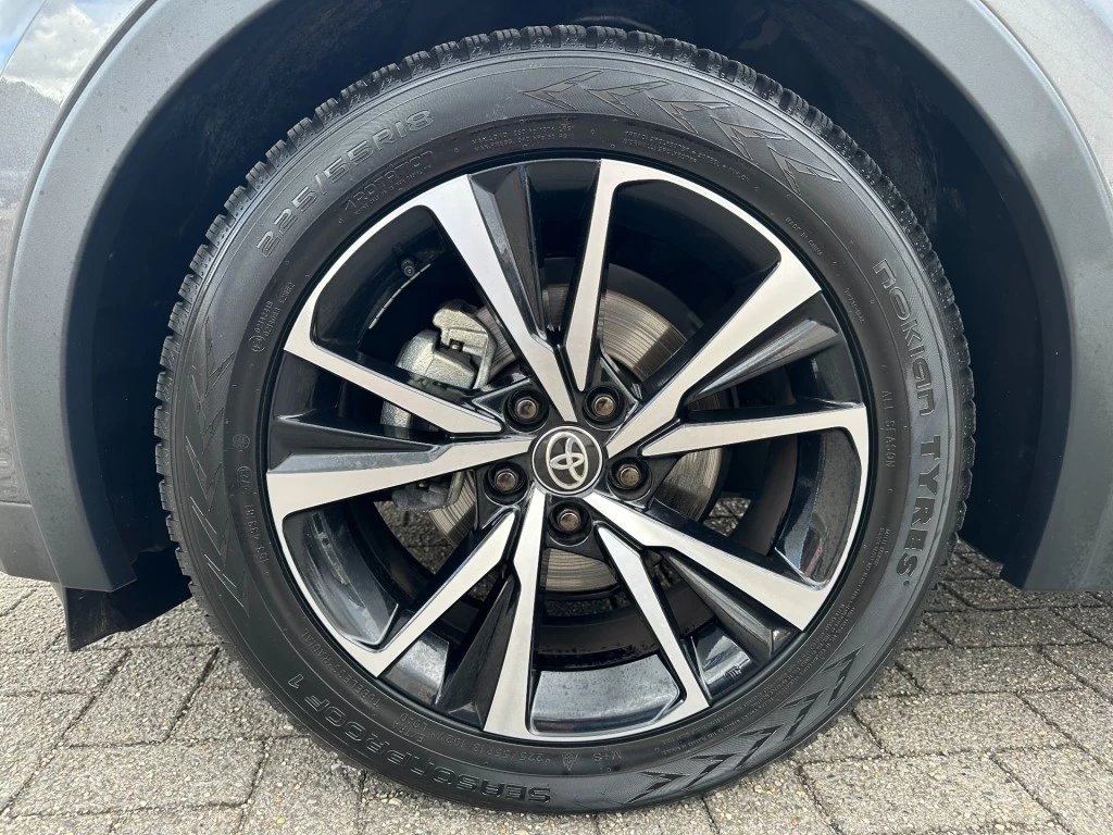 Hoofdafbeelding Toyota C-HR