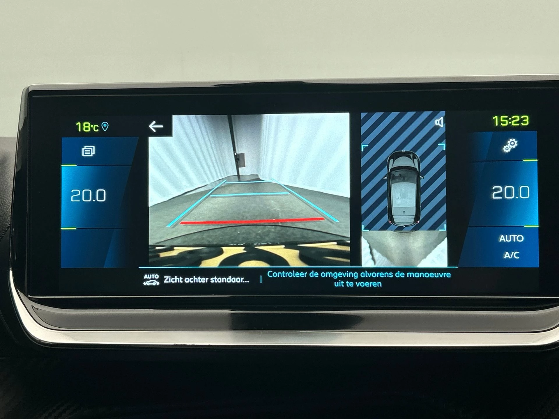 Hoofdafbeelding Peugeot e-208