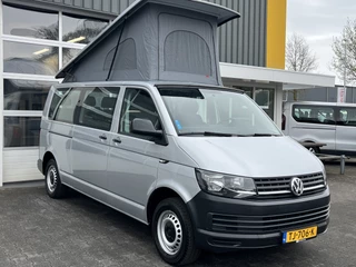 Hoofdafbeelding Volkswagen Transporter Volkswagen Transporter Kombi Buscamper 2.0 TDI L2H1 Zelfbouw camper incl. "camproof slaaphefdak" airco 2-2-2-3 opstelling