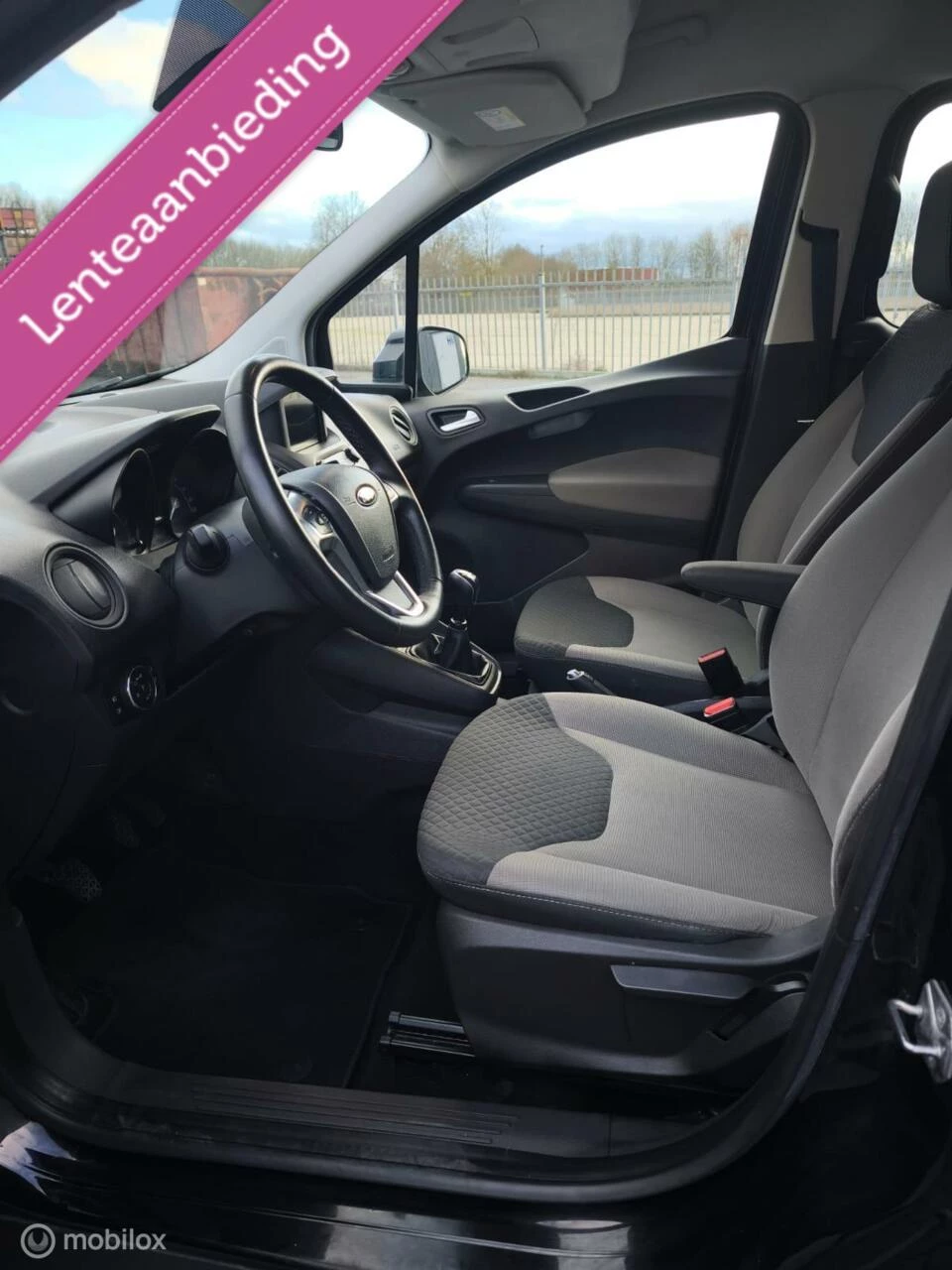 Hoofdafbeelding Ford Tourneo Courier