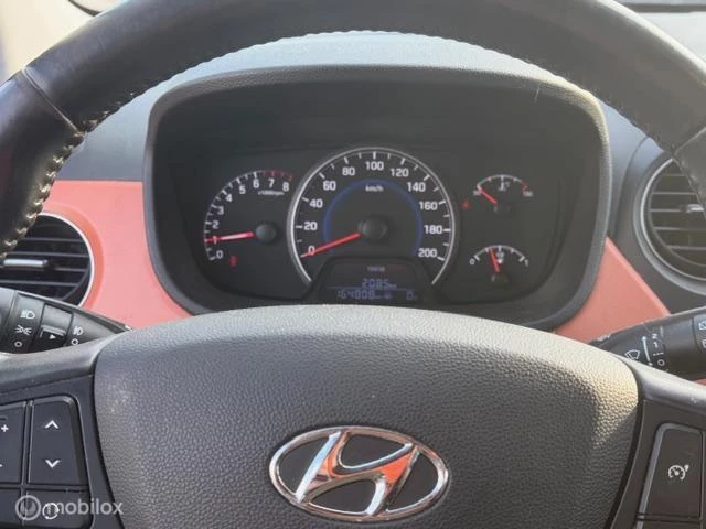 Hoofdafbeelding Hyundai i10