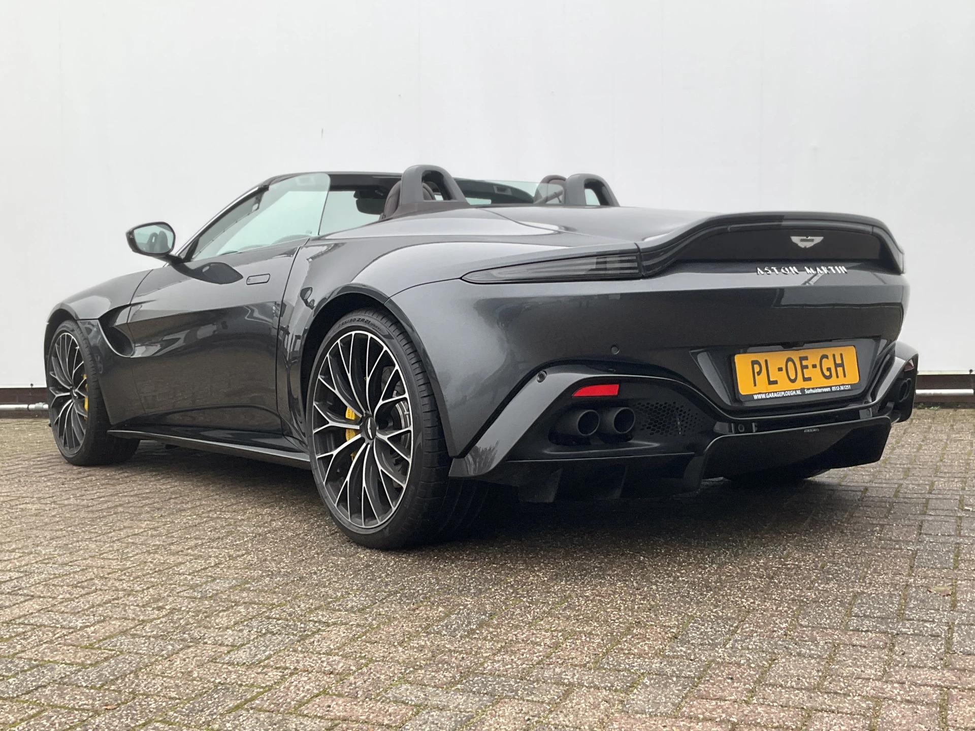 Hoofdafbeelding Aston Martin V8 Vantage