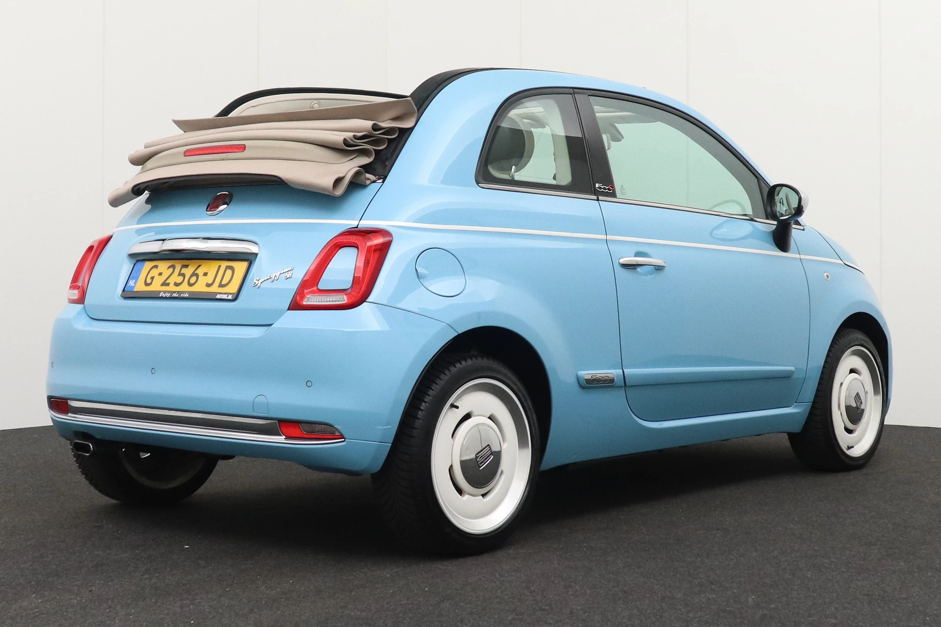 Hoofdafbeelding Fiat 500C