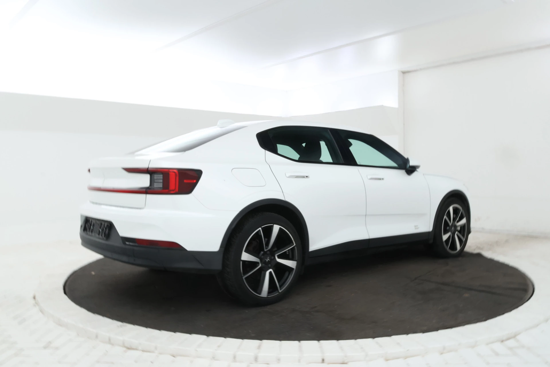 Hoofdafbeelding Polestar 2