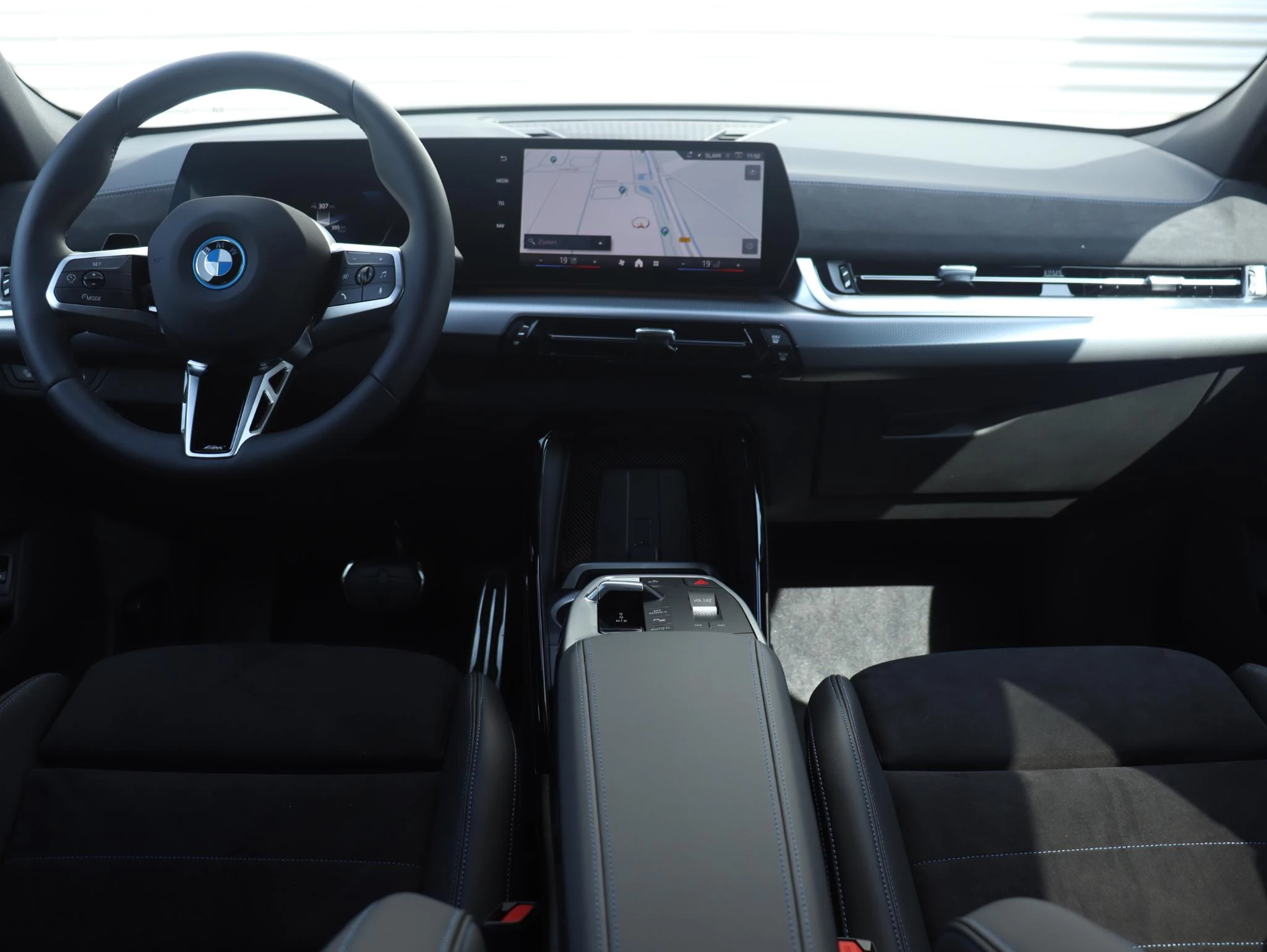 Hoofdafbeelding BMW iX2