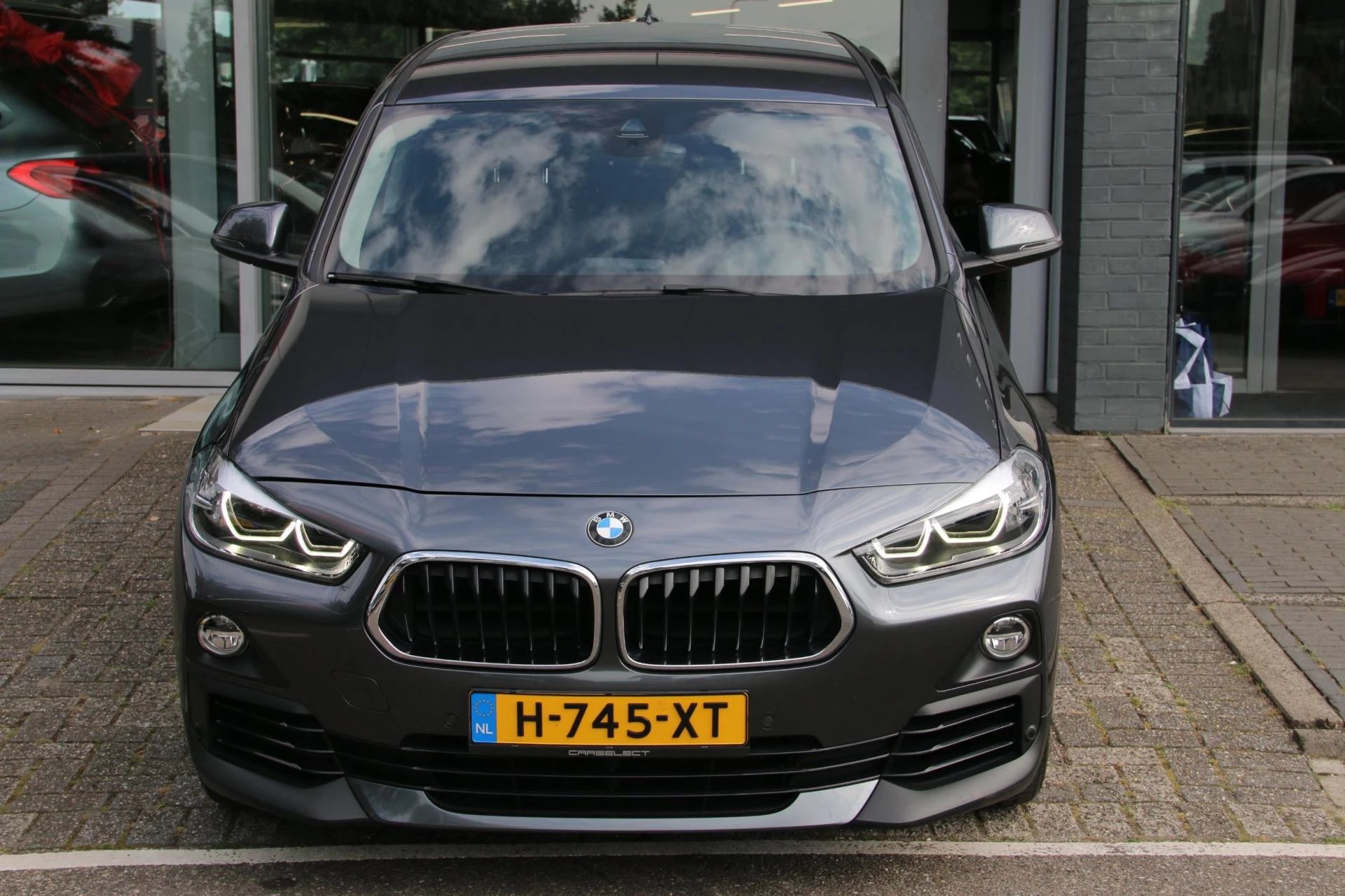 Hoofdafbeelding BMW X2