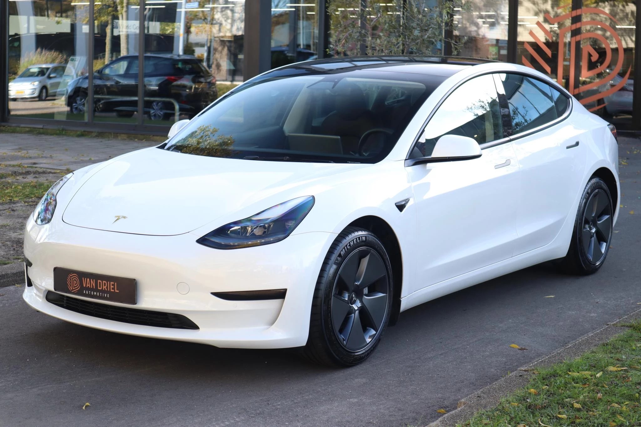 Hoofdafbeelding Tesla Model 3