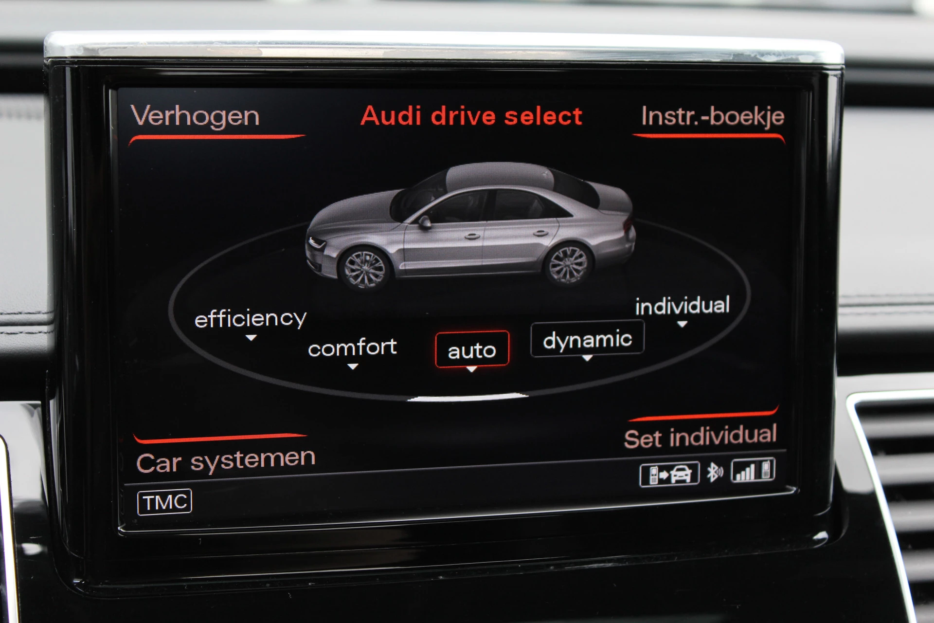 Hoofdafbeelding Audi A8