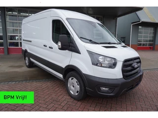 Hoofdafbeelding Ford Transit Ford Transit 350 2.0 TDCI 130PK L3H2 Trend nr. V137 | Airco | Cruise | Trekhaak | Apple cp-Android auto