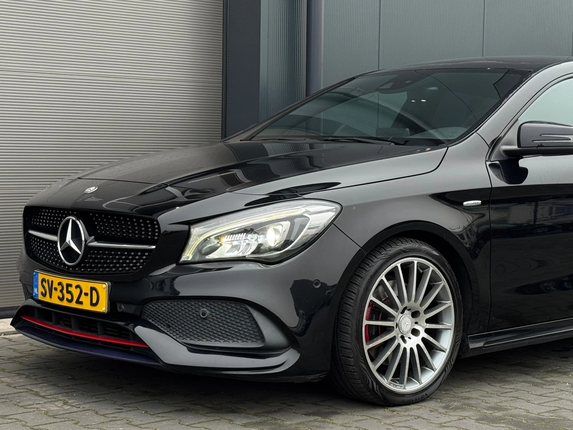 Hoofdafbeelding Mercedes-Benz CLA