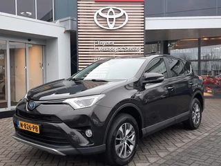 Hoofdafbeelding Toyota RAV4 Toyota RAV4 2.5 HYBRID STYLE TREKHAAK PARK-SENSOREN LM-VELGEN LEDER AD-CRUISE CAMERA KEYLESS ELEK-ACHTERKLEP BLIND-SPOT BLUETOOTH HANDSFREE