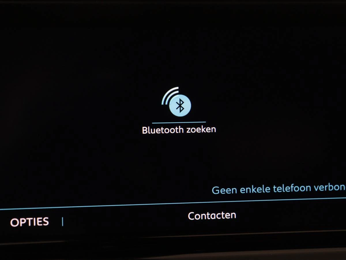 Hoofdafbeelding Peugeot e-2008