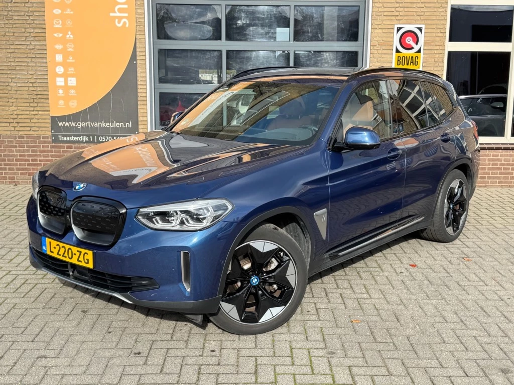 Hoofdafbeelding BMW iX3