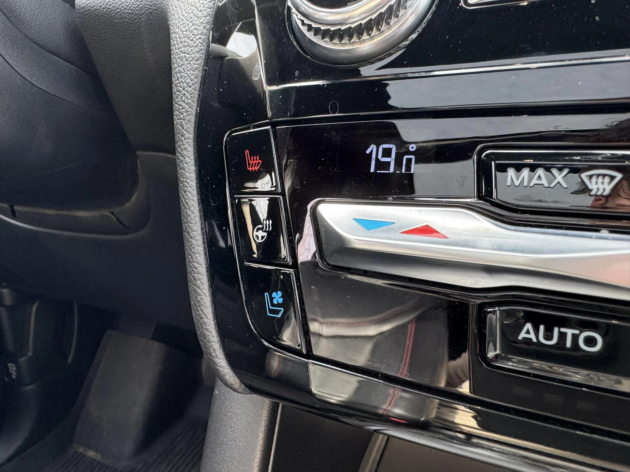 Hoofdafbeelding Ford Explorer