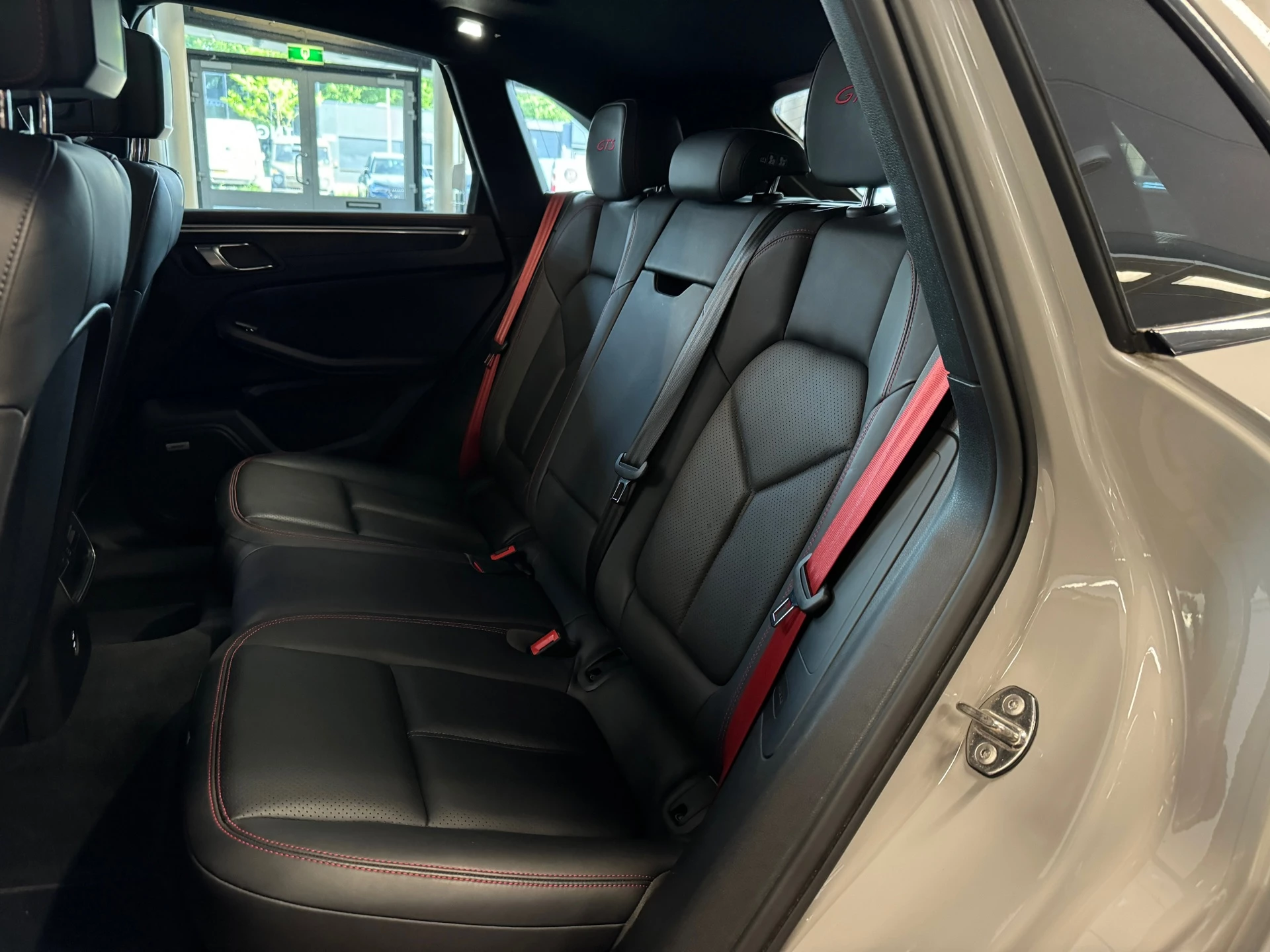 Hoofdafbeelding Porsche Macan