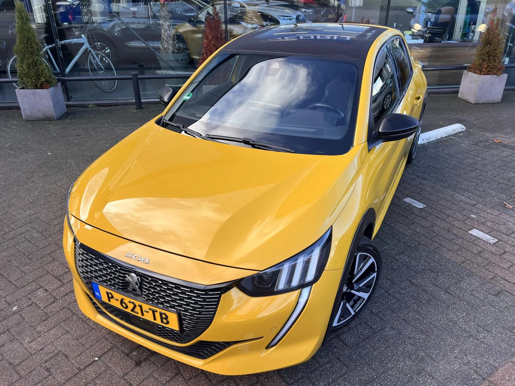 Hoofdafbeelding Peugeot 208