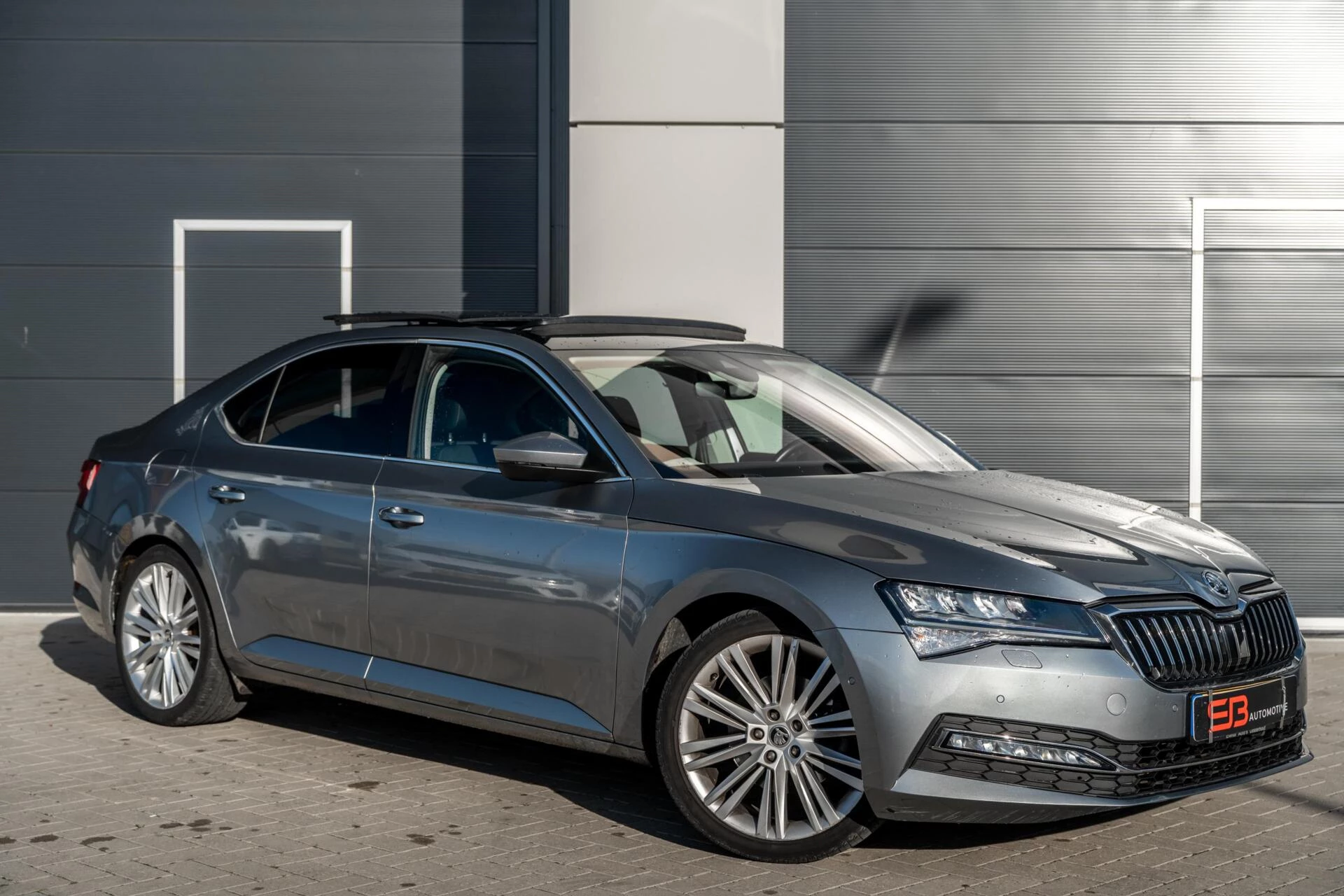 Hoofdafbeelding Škoda Superb