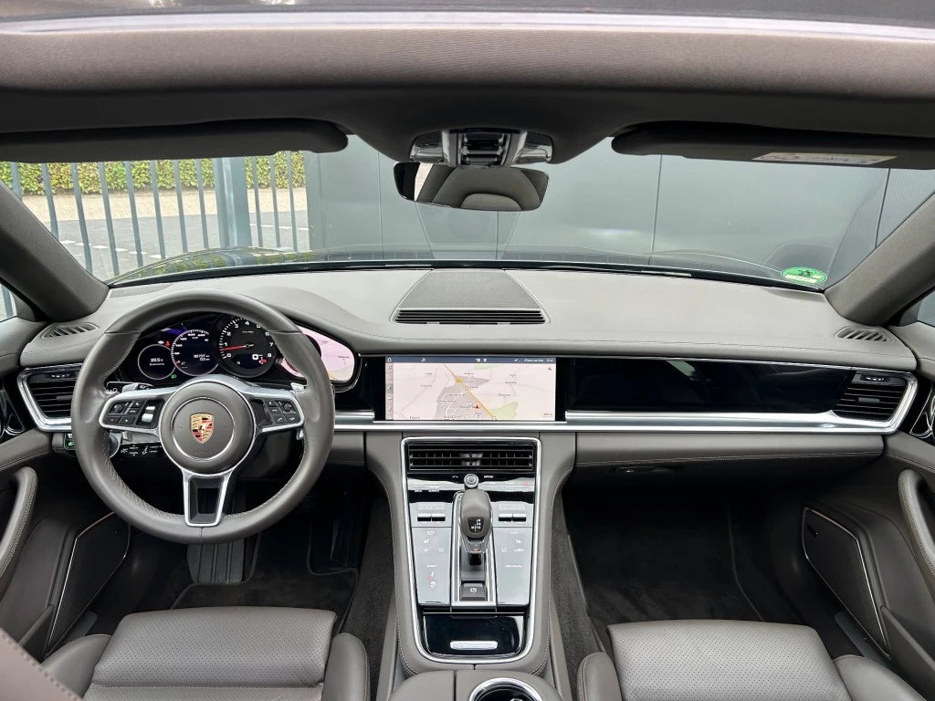 Hoofdafbeelding Porsche Panamera