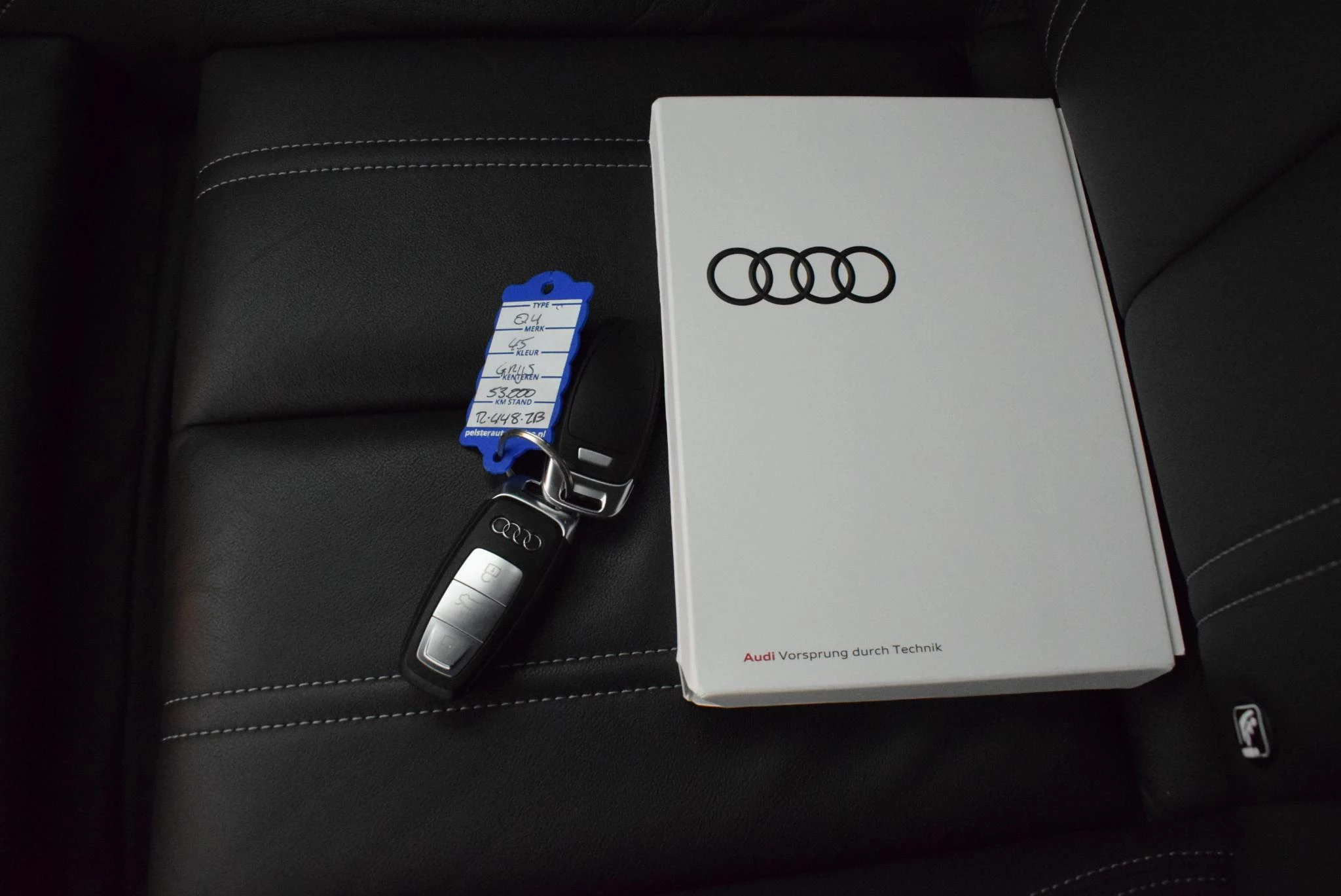 Hoofdafbeelding Audi Q4 e-tron