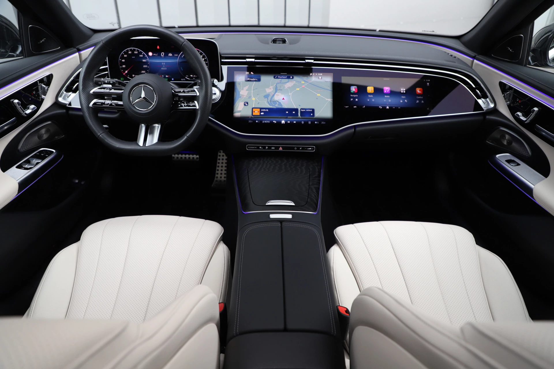 Hoofdafbeelding Mercedes-Benz E-Klasse