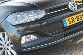 Volkswagen Polo 1.0 TSI Highline AUTOMAAT | Deep Black Metallic | AppleCarplay/Navi/Cruise/Bluetooth/AC