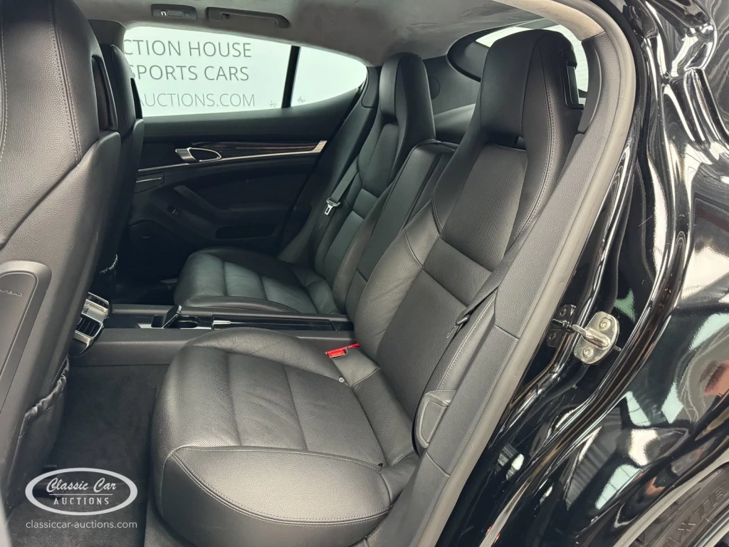 Hoofdafbeelding Porsche Panamera