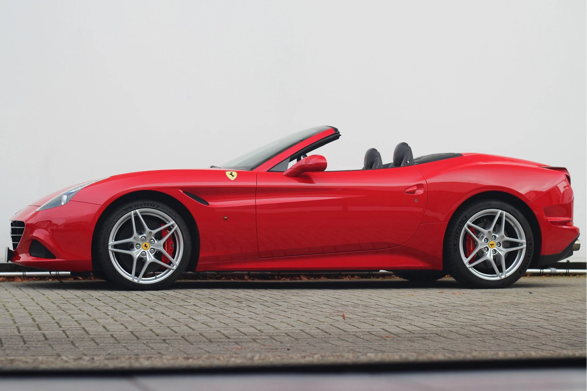 Hoofdafbeelding Ferrari California