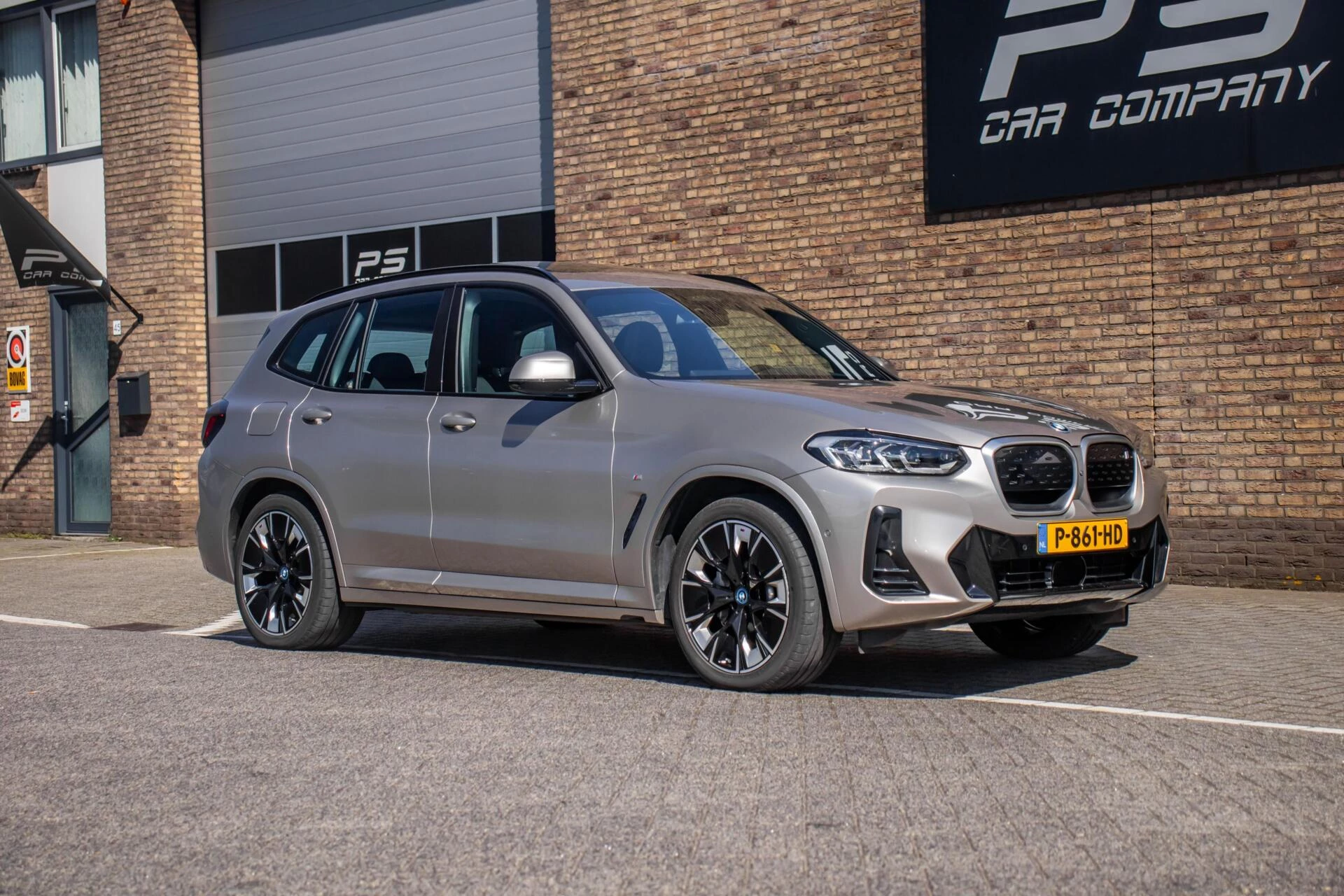 Hoofdafbeelding BMW iX3