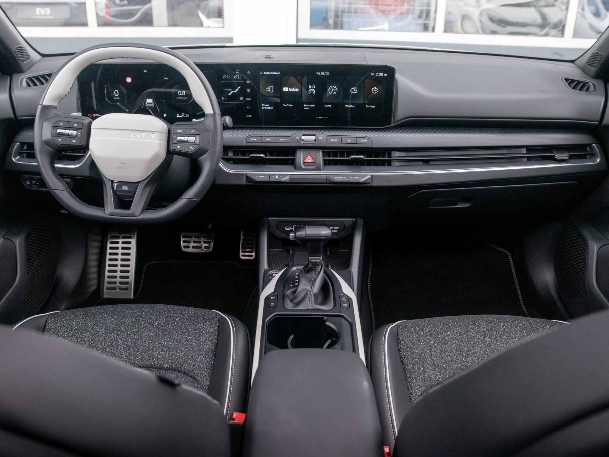 Hoofdafbeelding Kia K4