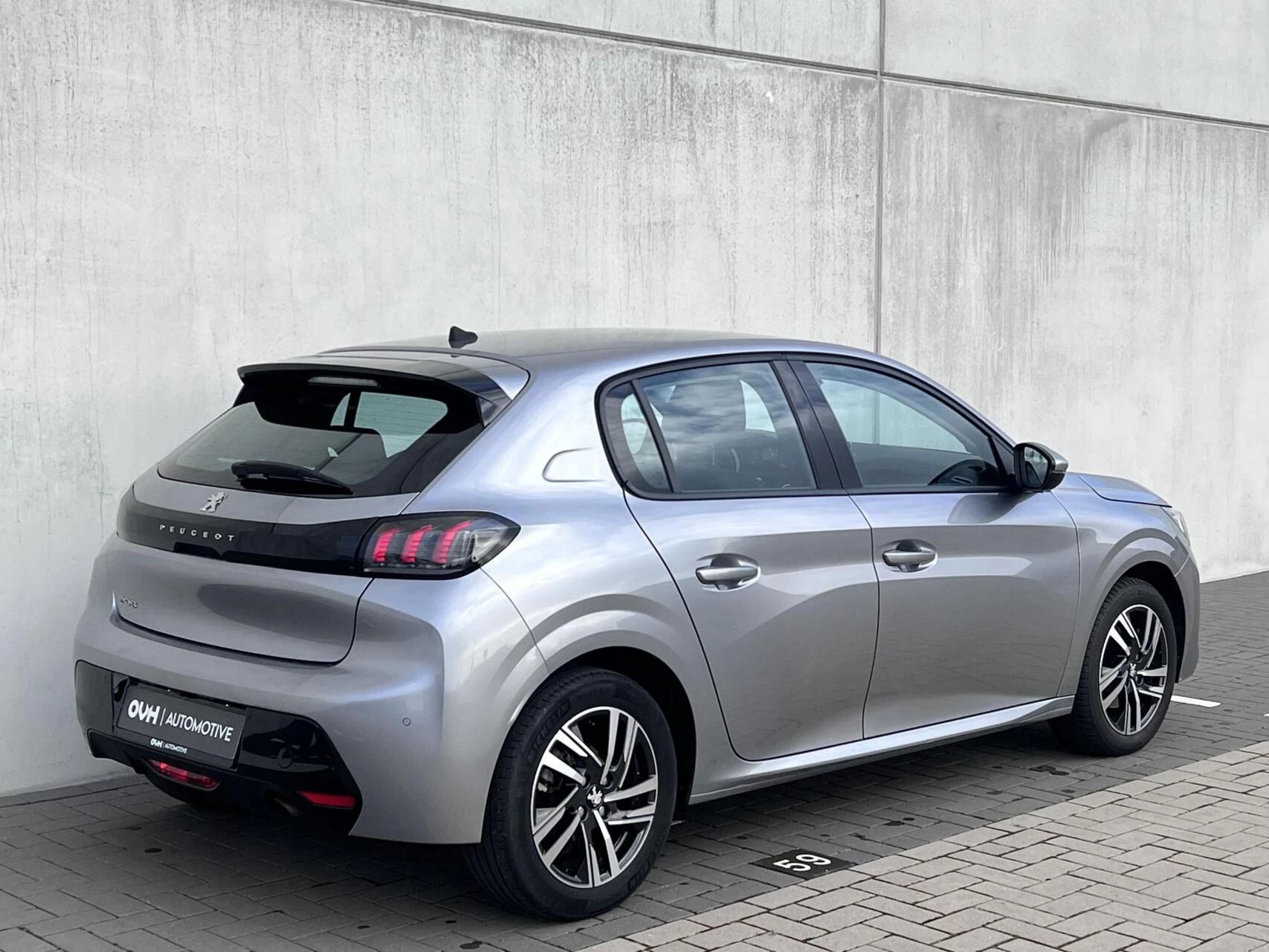 Hoofdafbeelding Peugeot 208