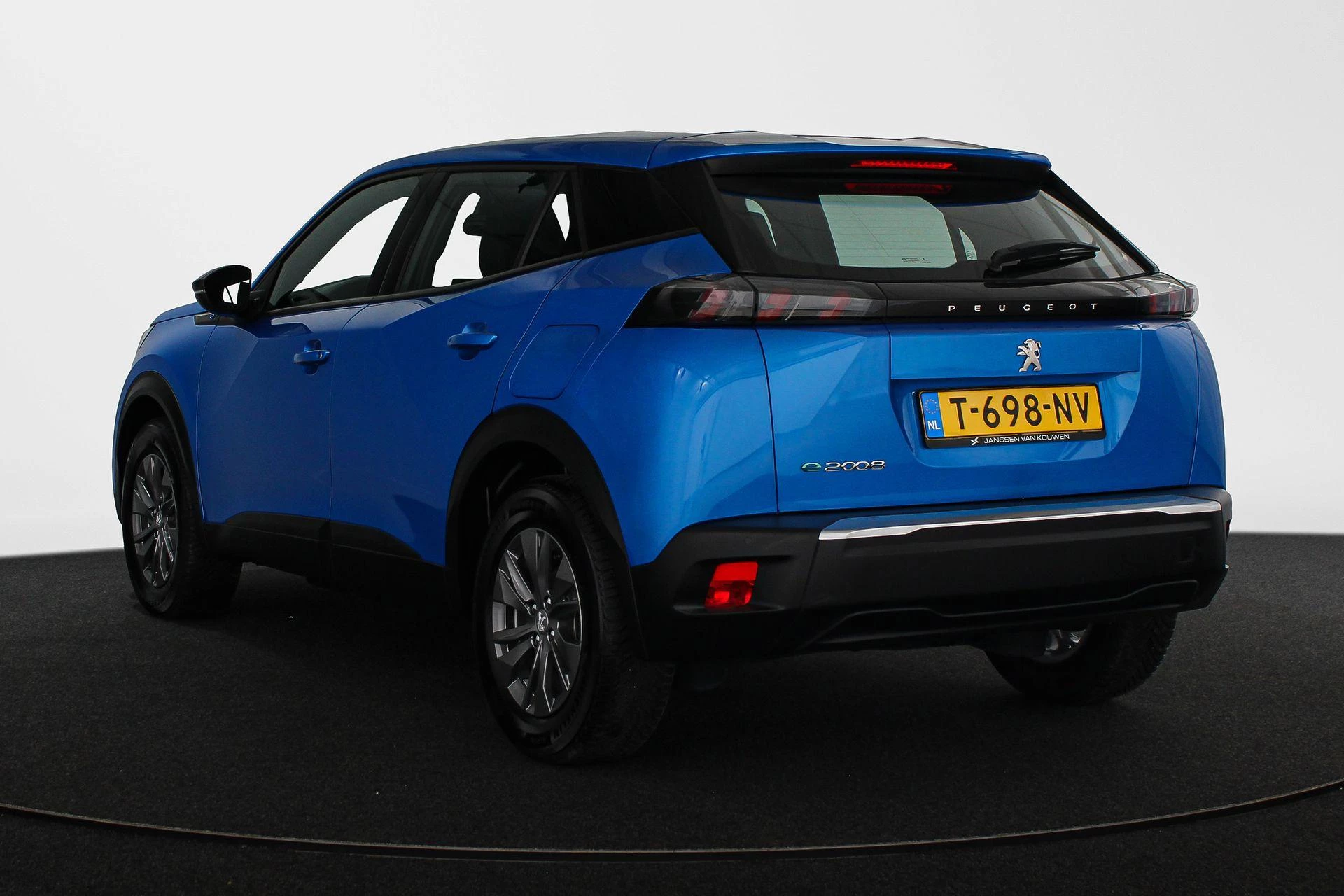 Hoofdafbeelding Peugeot e-2008