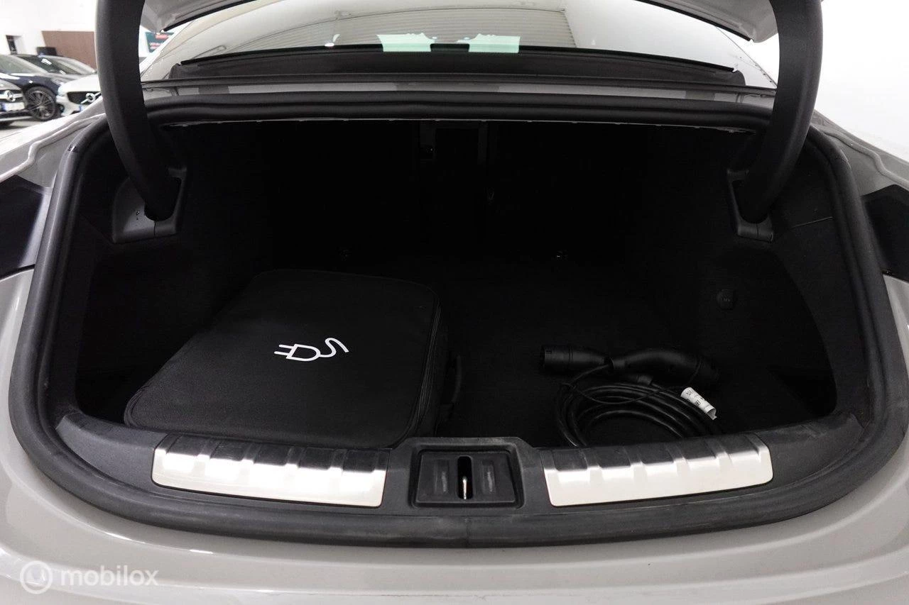 Hoofdafbeelding Porsche Taycan