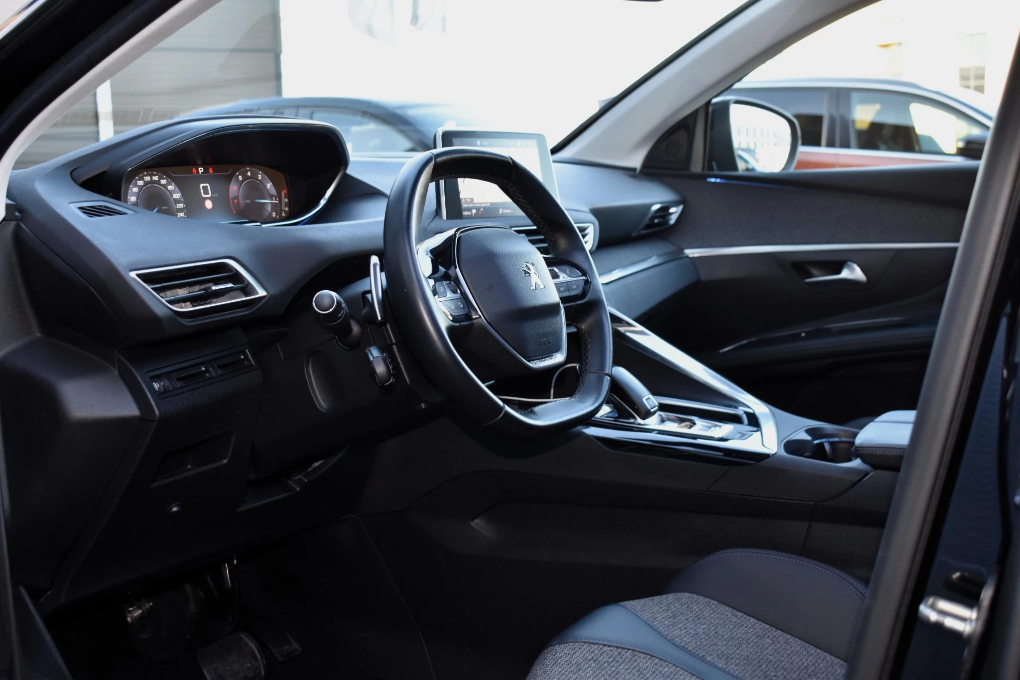 Hoofdafbeelding Peugeot 5008