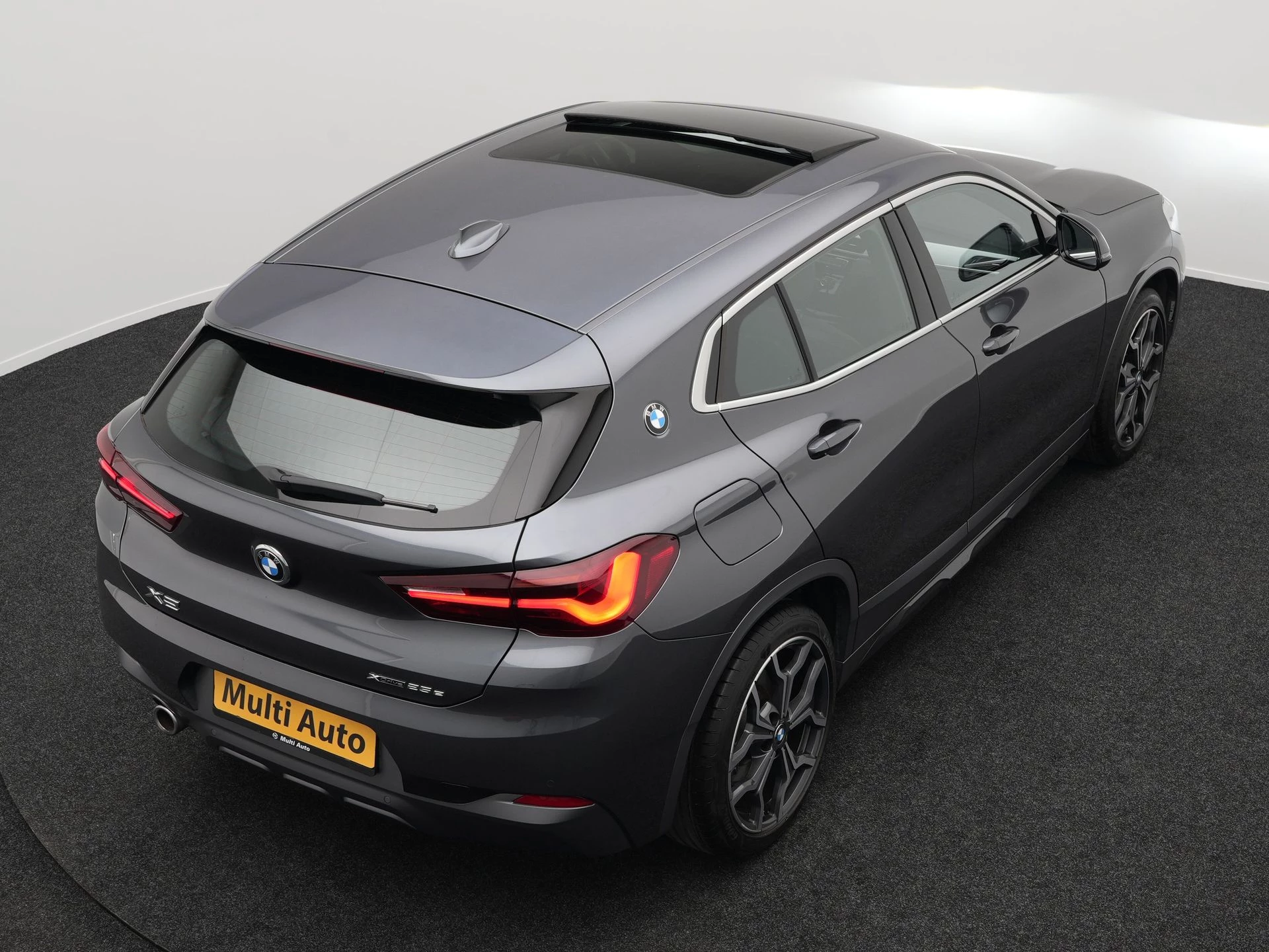 Hoofdafbeelding BMW X2
