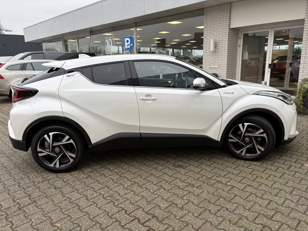 Hoofdafbeelding Toyota C-HR