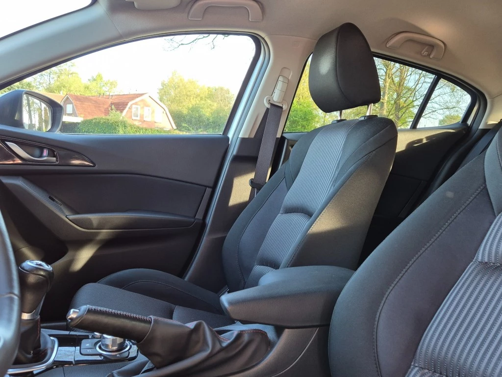 Hoofdafbeelding Mazda 3