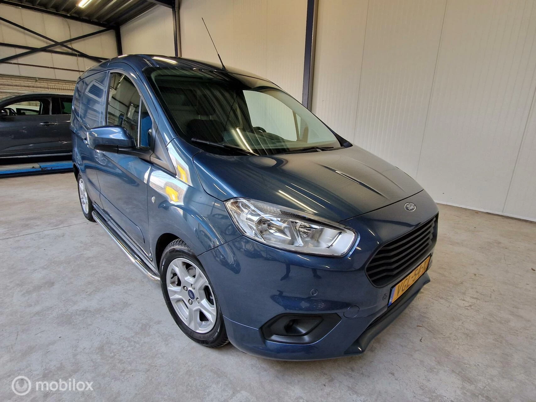 Hoofdafbeelding Ford Transit Courier