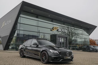 Mercedes-Benz C-klasse C63s AMG 510pk Edition 1 Panoramadak Burmester Kuipstoelen Sportuitlaat Distronic Camera Carbon