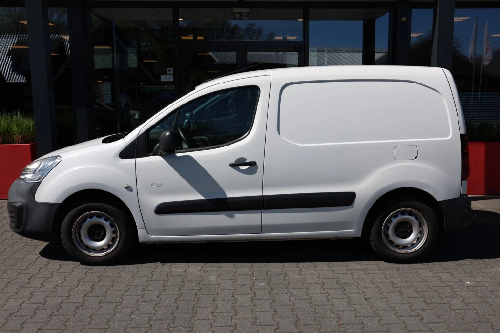 Hoofdafbeelding Peugeot Partner