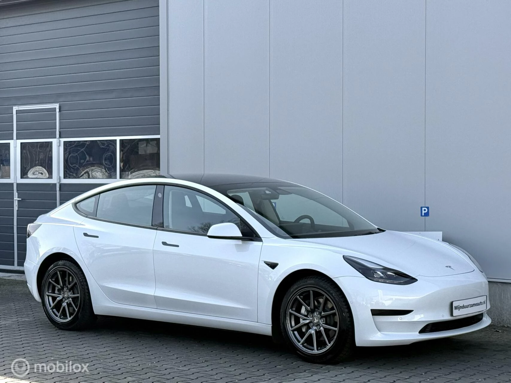 Hoofdafbeelding Tesla Model 3