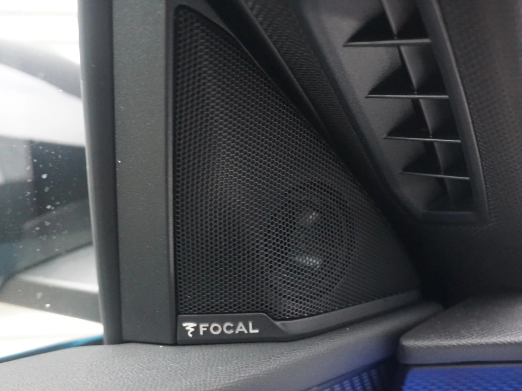 Hoofdafbeelding Peugeot e-3008