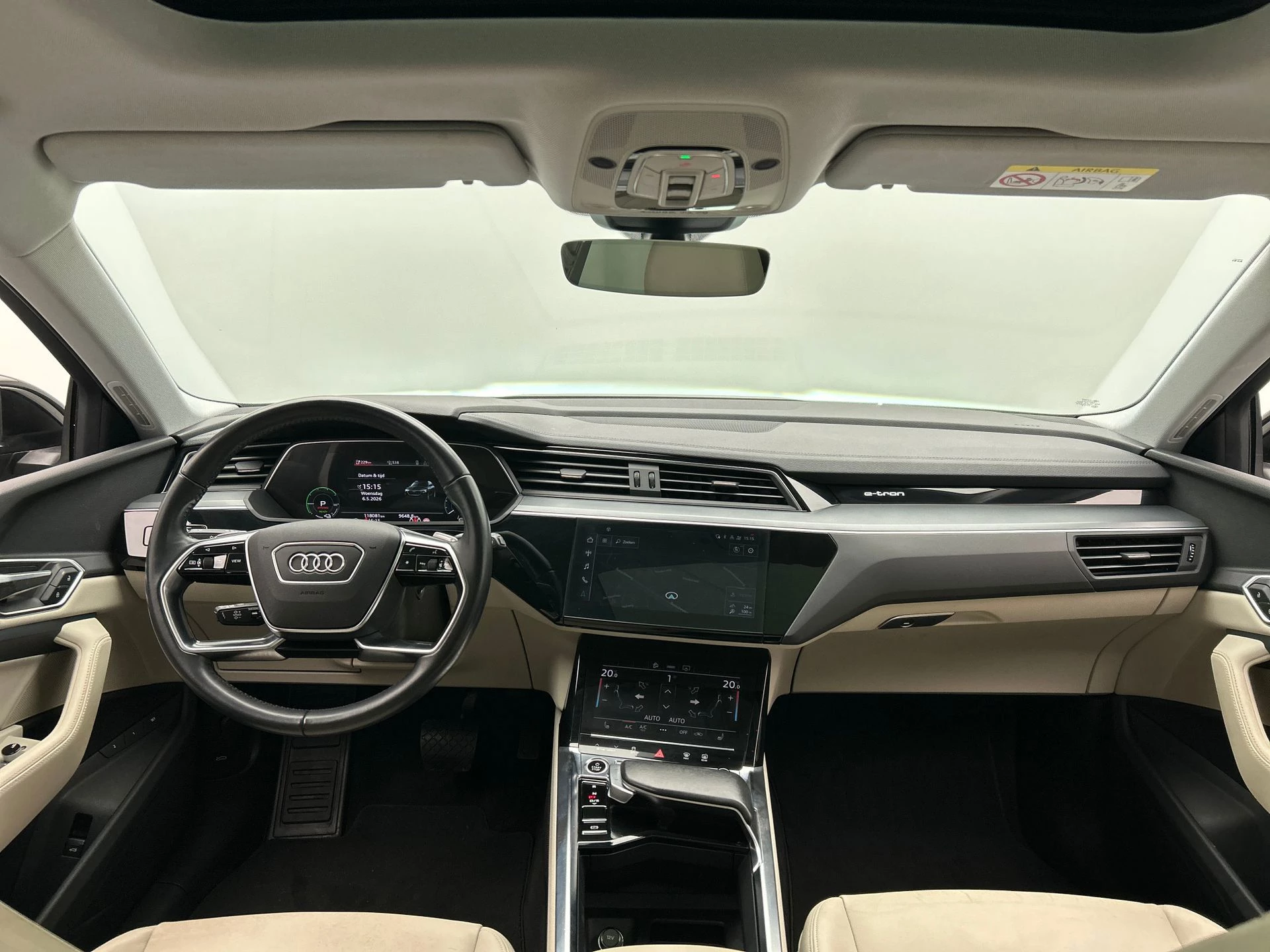 Hoofdafbeelding Audi e-tron