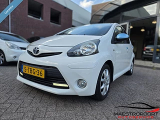 Hoofdafbeelding Toyota Aygo Toyota Aygo 1.0 VVT-i Dynamic Blue